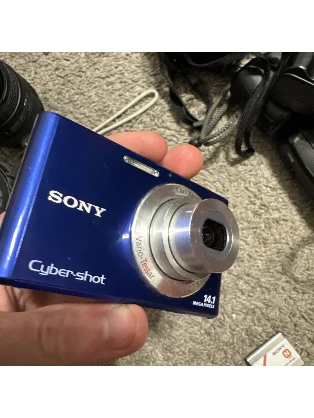 Sony Cyber-Shot DSC-W330 Blue 14.1MP Compact Camera Tested Screen Freezes Read